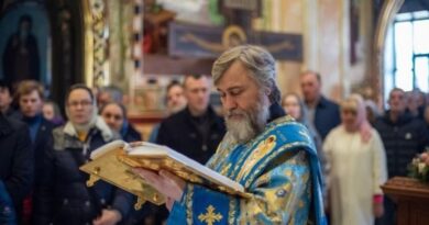 Зеленський ввів санкції проти екснардепа Новинського та ще 9 представників РПЦ та УПЦ МП