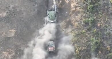 Пішли танки та БМП: ворог спробував прорвати оборону миколаївських десантників (відео)
