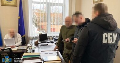 На Полтавщині затримали депутата, який вимагав із фермера майже $67 тисяч