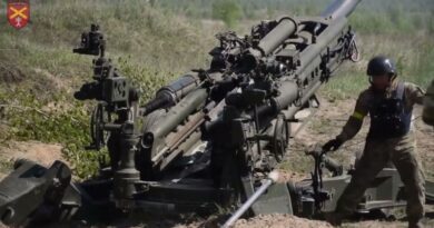 Первомайські артилеристи показали, як знищили переправу ворога (відео)